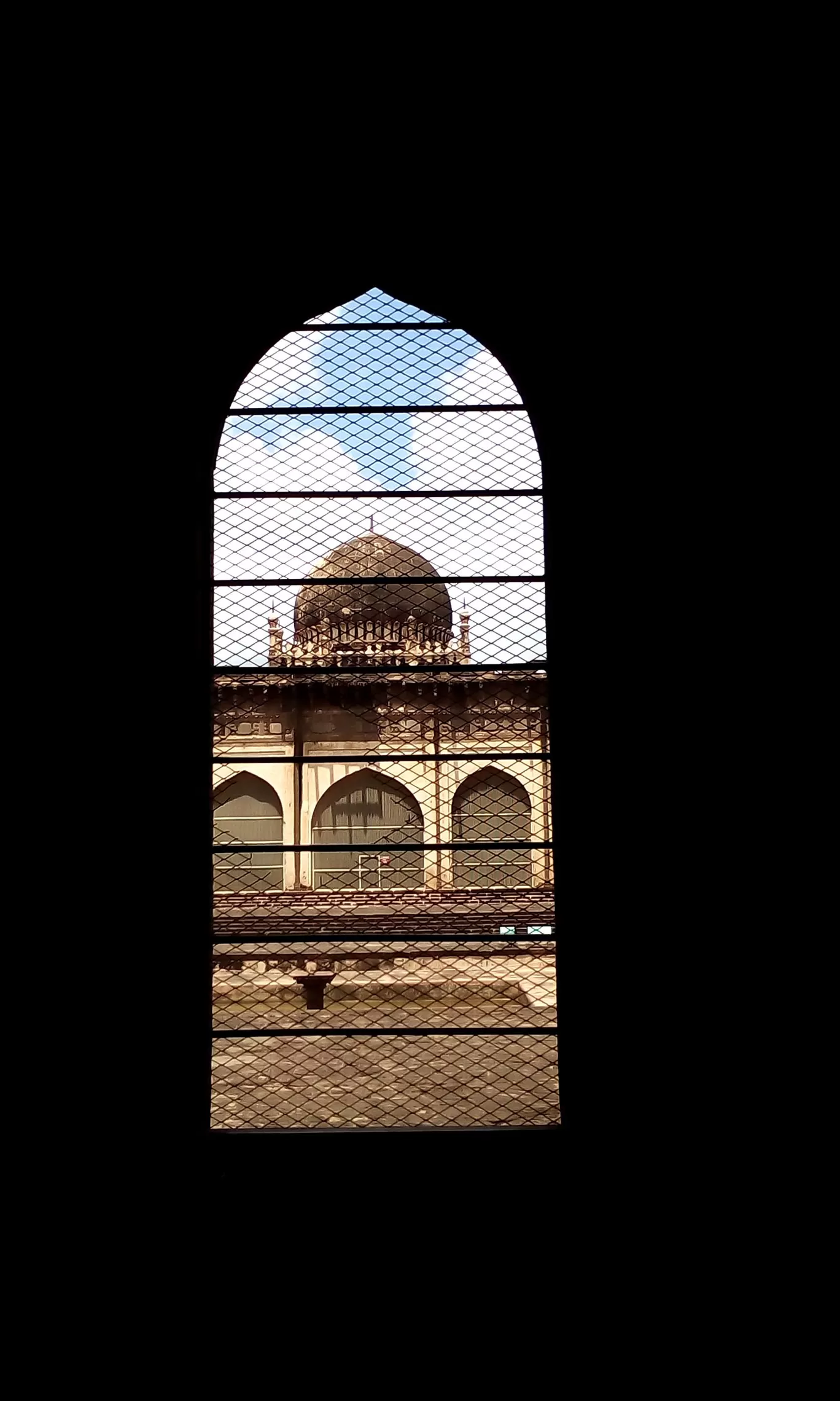 Photo of Gol Gumbaz By KALAPURI by Aatish Chavan