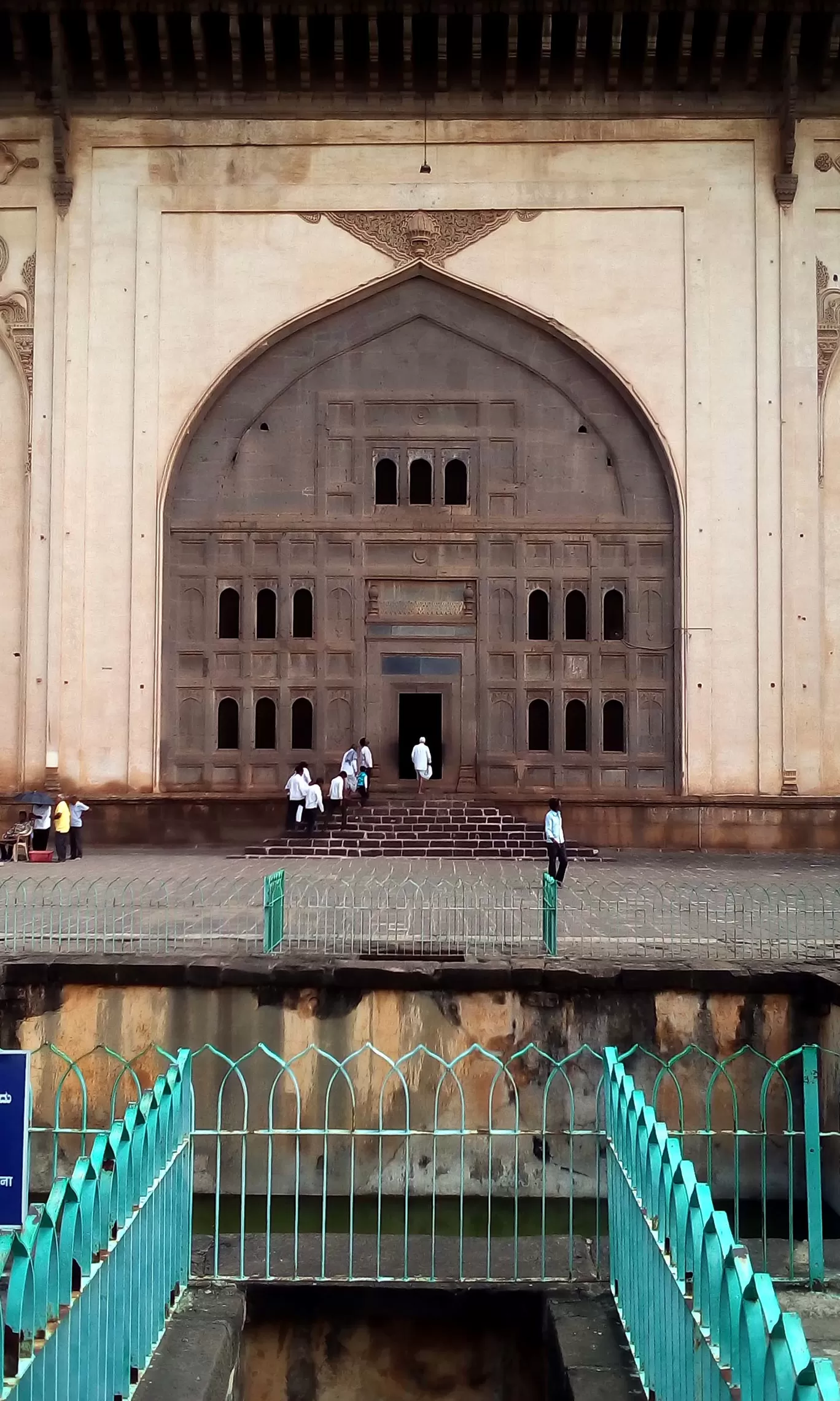 Photo of Gol Gumbaz By KALAPURI by Aatish Chavan