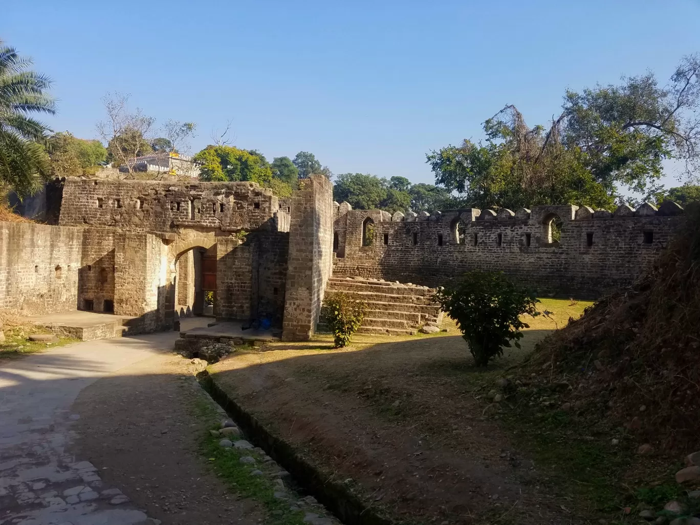 Photo of Kangra Fort By Rajat Singh Sapehya