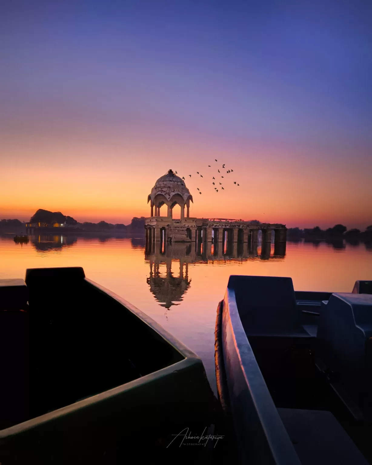 Photo of Gadisar Lake By Ashwin katariya