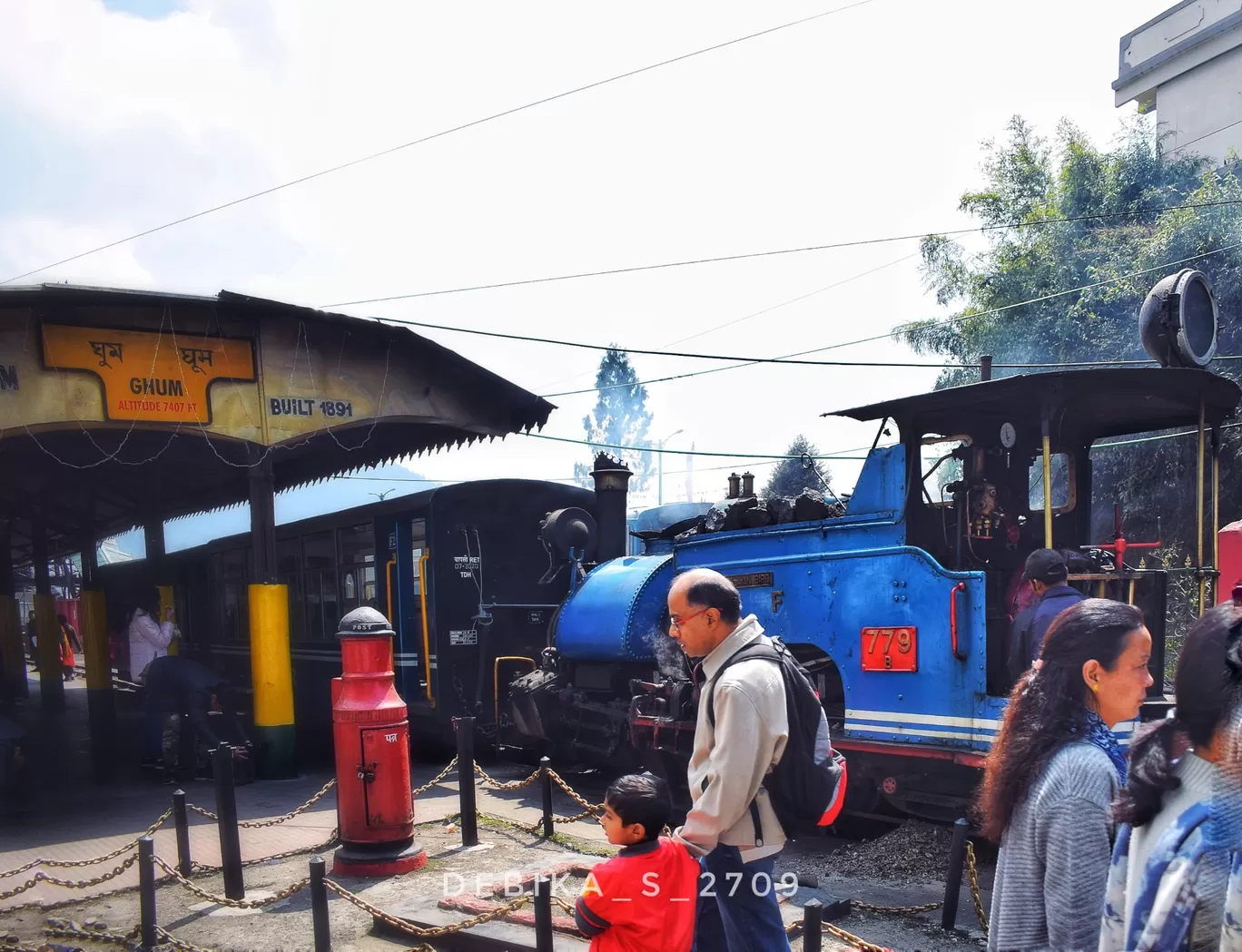 Photo of Darjeeling By Debika 