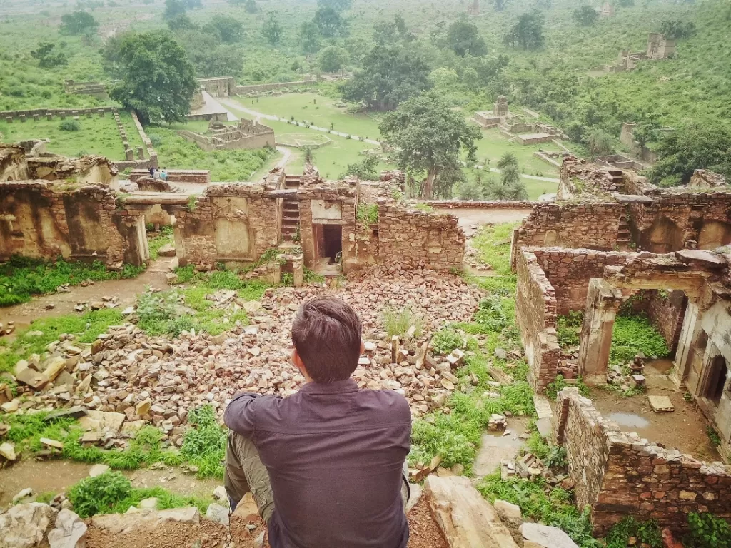 Photo of Bhangarh Fort By Rishi Tiwari