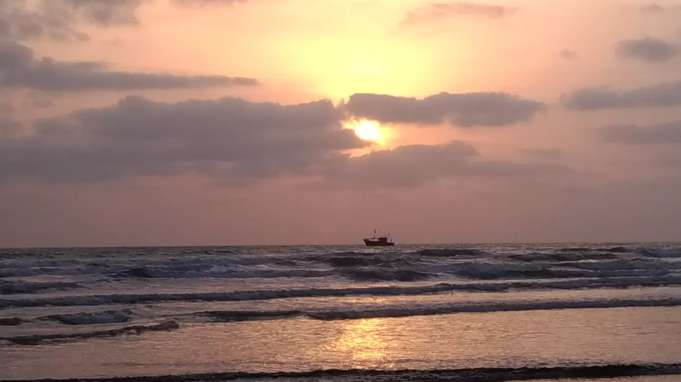 Photo of Srivardhan Beach By Nupur Agrawal