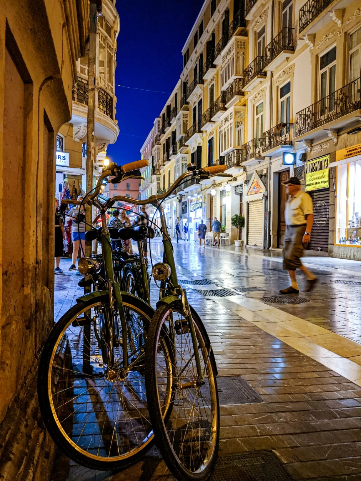 Photo of Málaga By Vishal Jadav