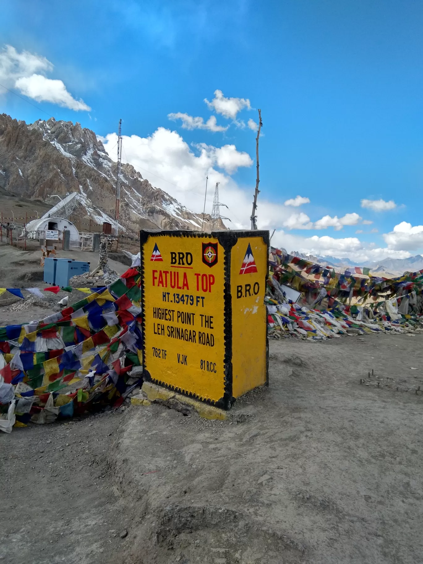 Photo of Srinagar - Ladakh Road By Vikram Singh Bishnoi