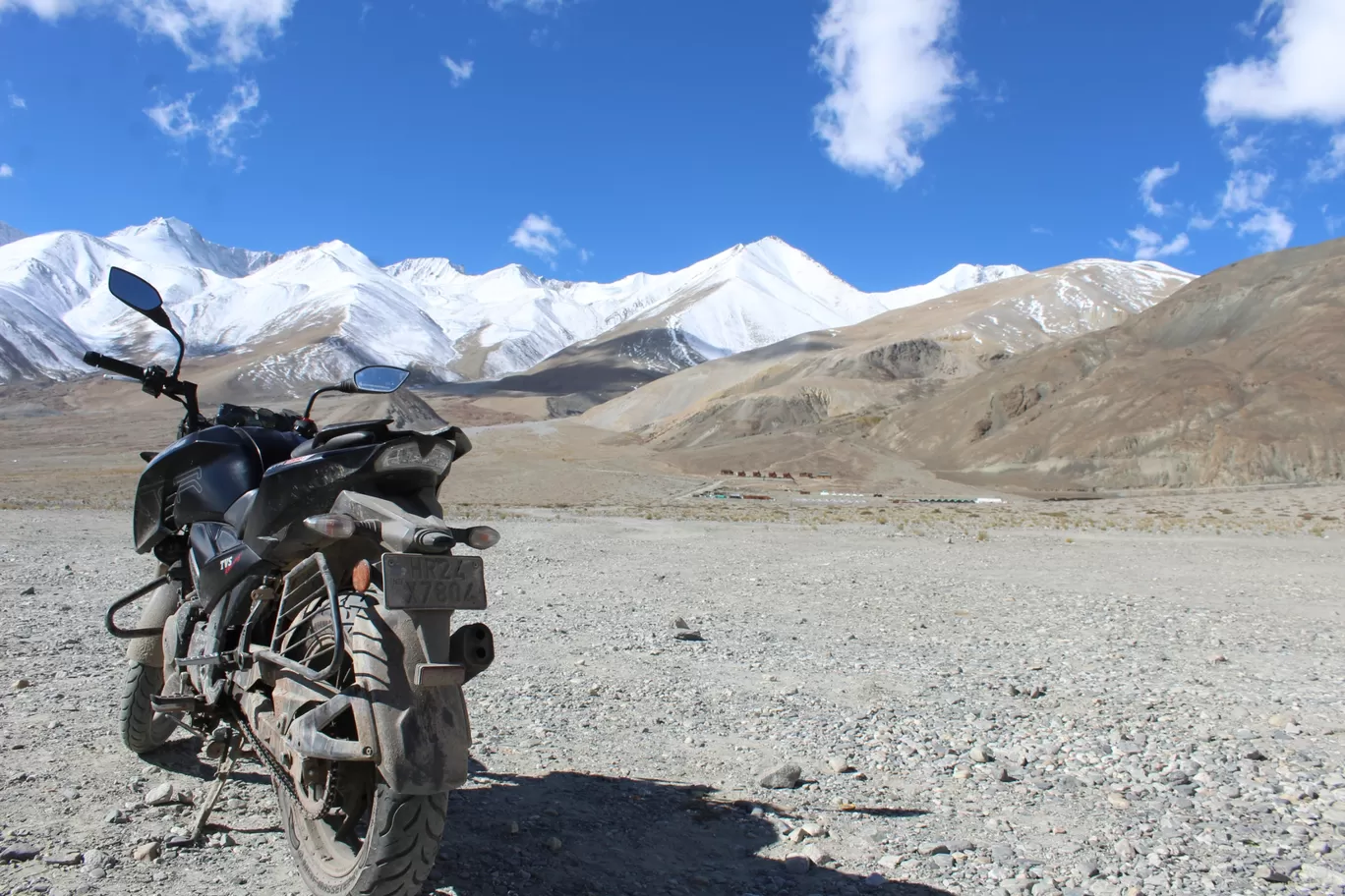 Photo of Srinagar - Ladakh Road By Vikram Singh Bishnoi
