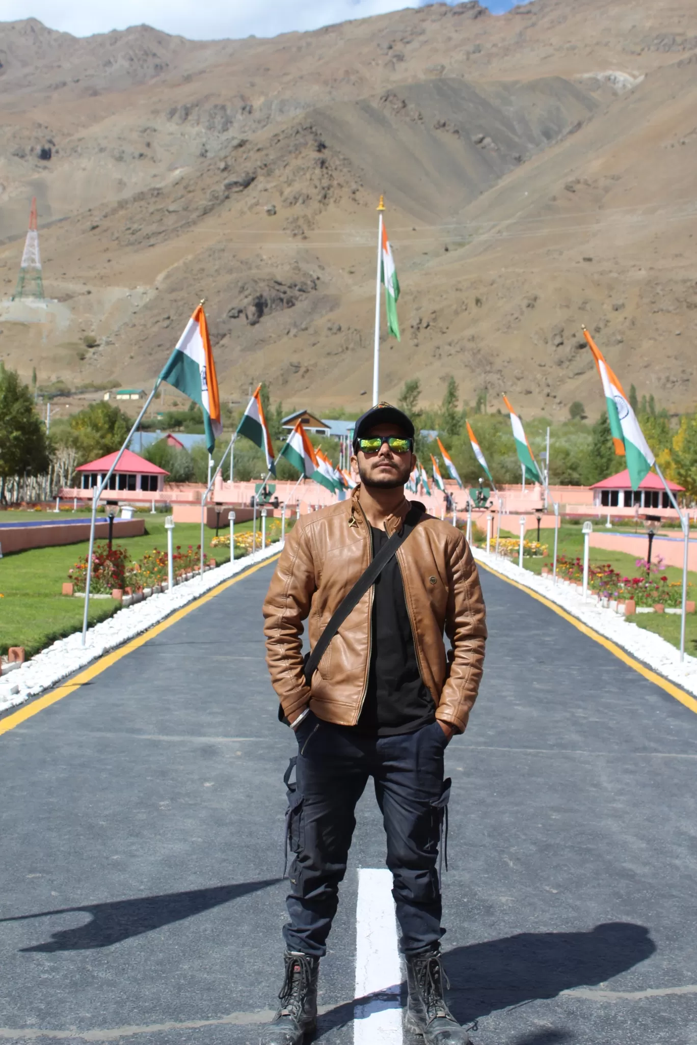 Photo of Srinagar - Ladakh Road By Vikram Singh Bishnoi