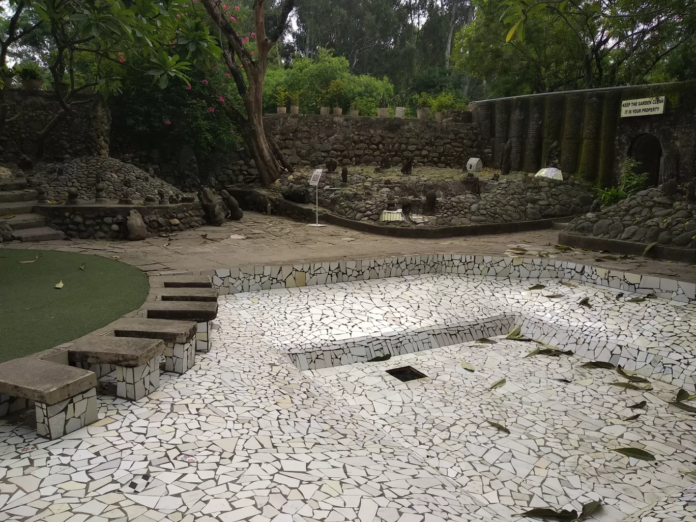 Photo of Rock Garden By SarAng S