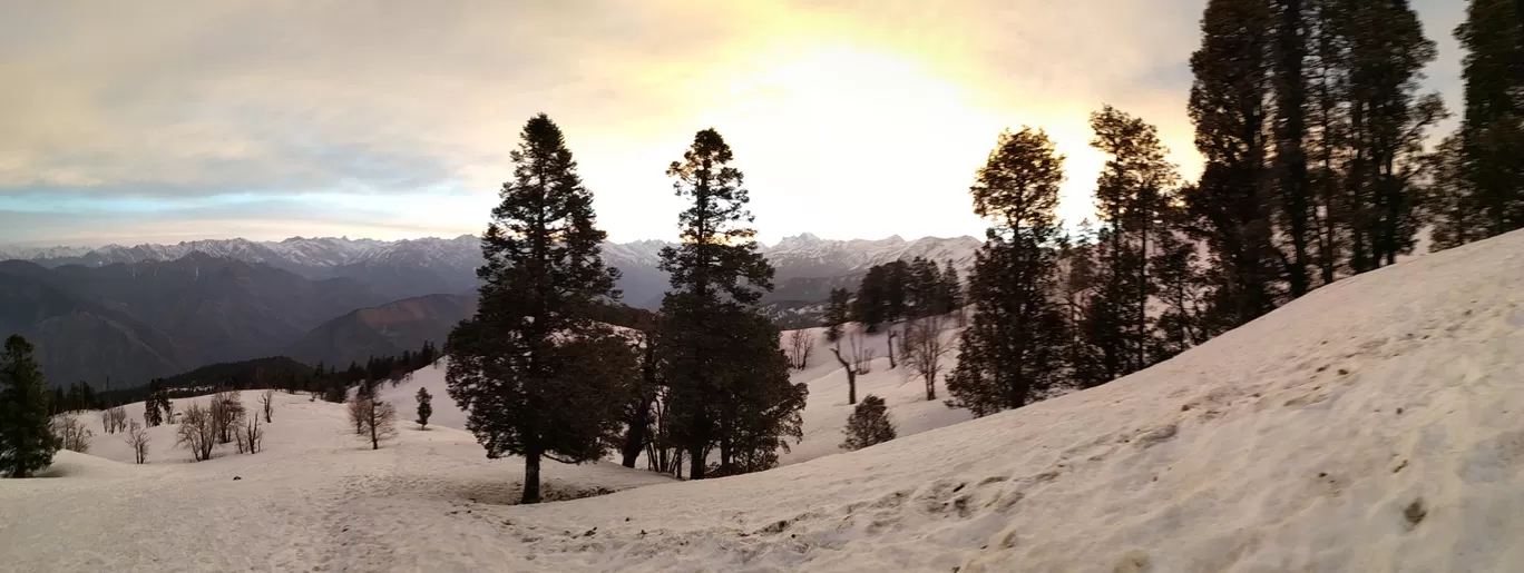 Photo of Kedarkantha Summit By Divya sheth