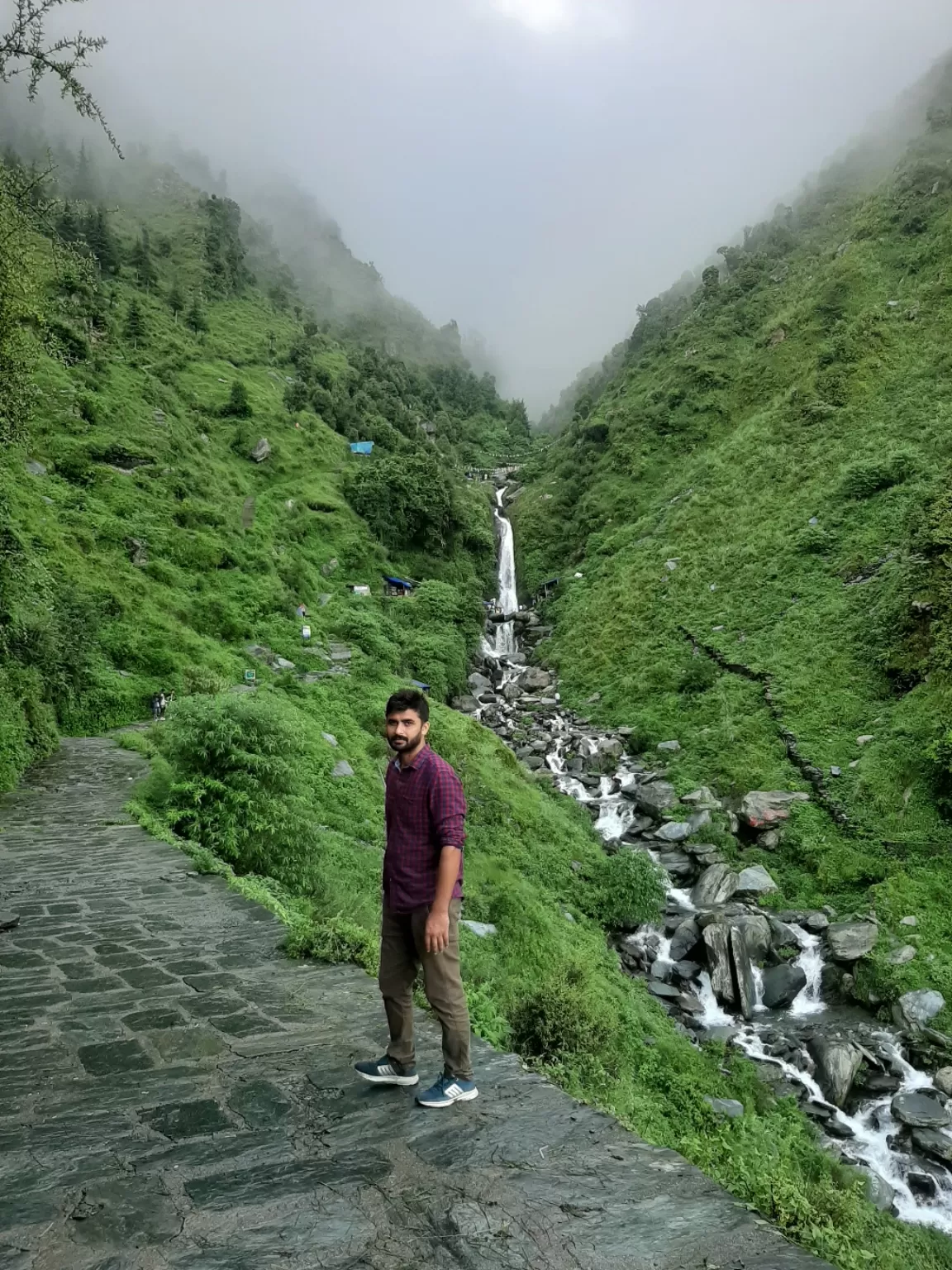 Photo of Bhagsunag Waterfall Dharmshala By neeraj