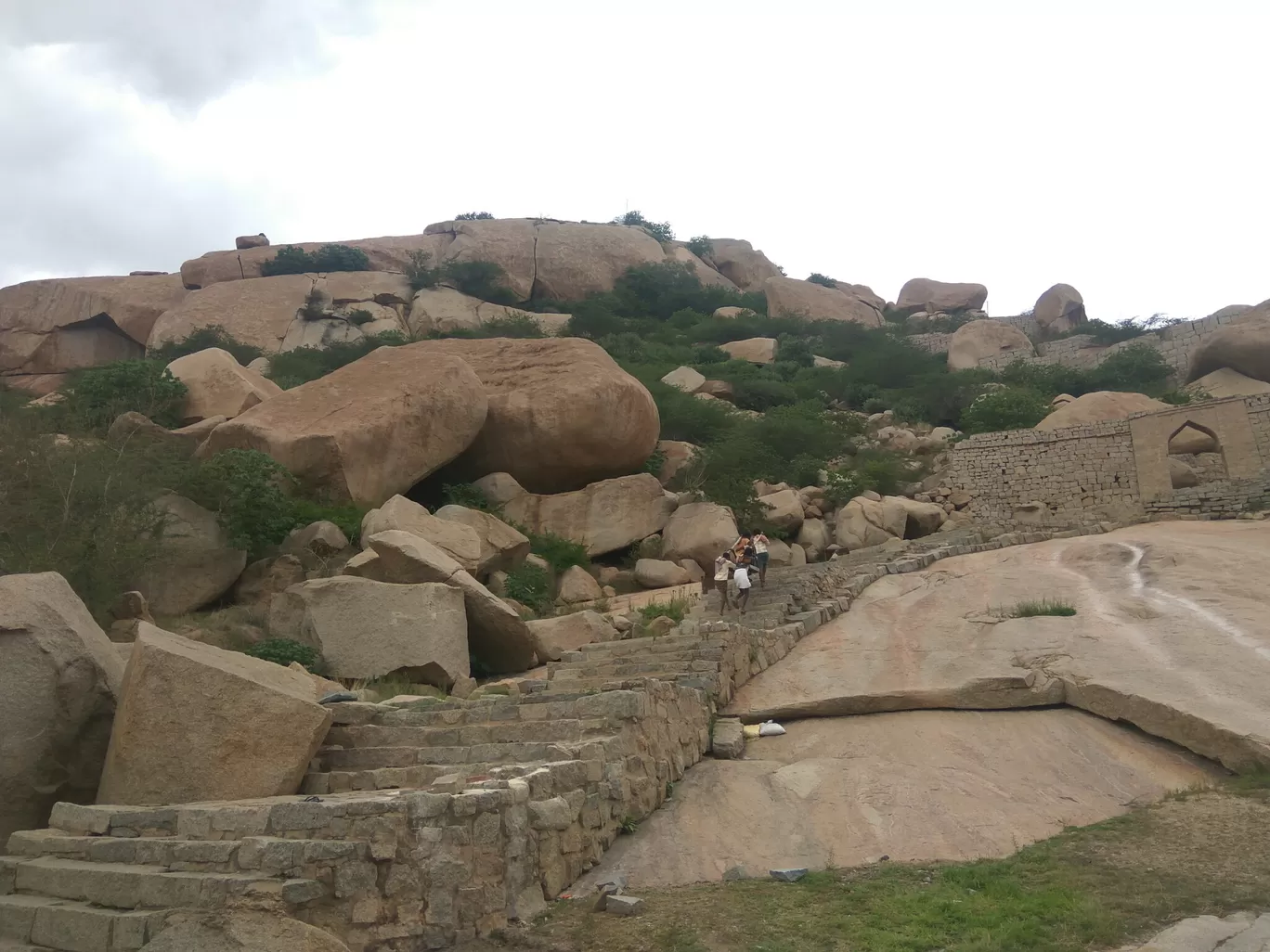 Photo of Bellary Fort By sati007