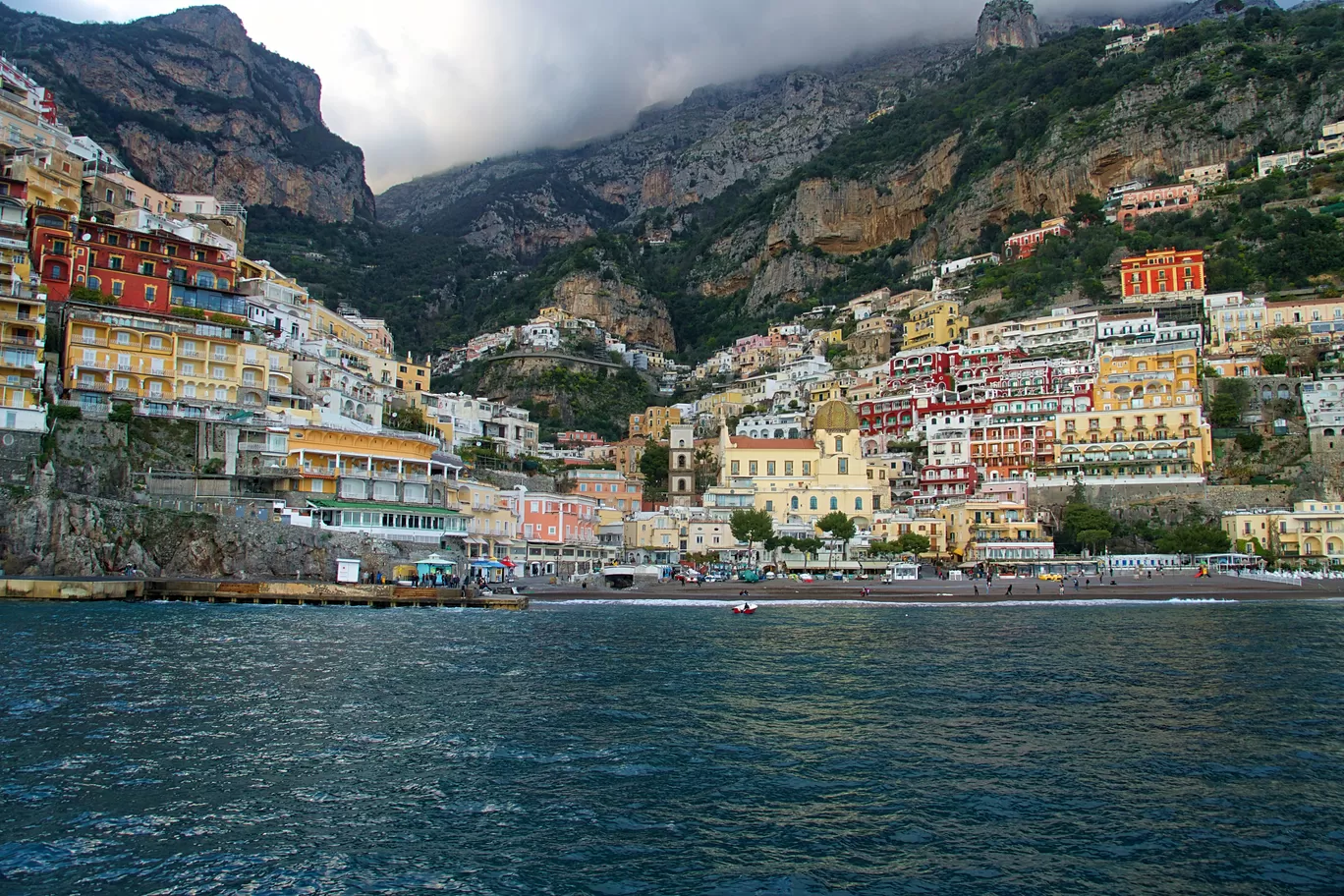 Photo of Amalfi By Indi Tourists
