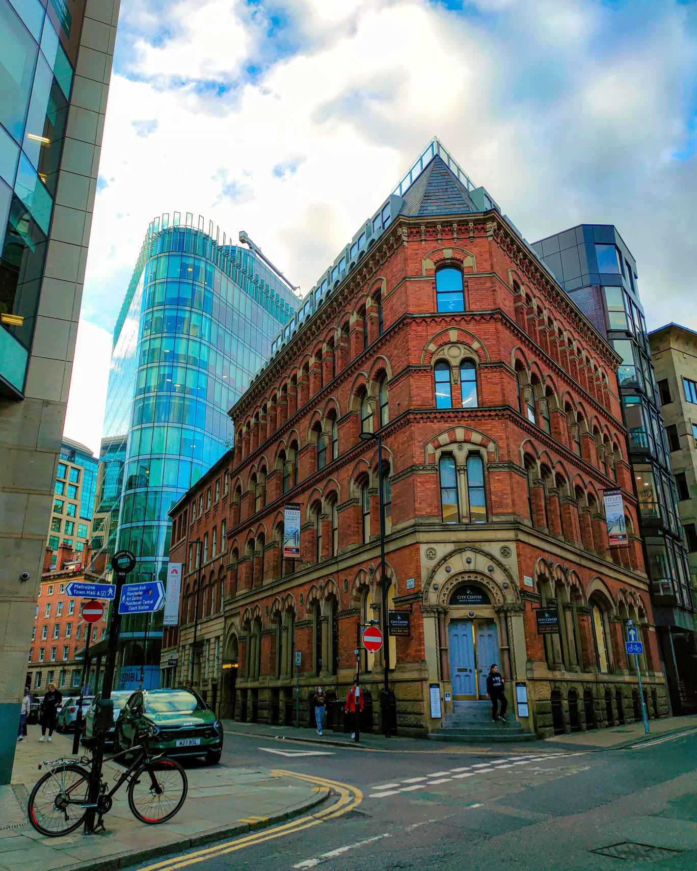 Photo of Manchester By Saikat Chowdhury