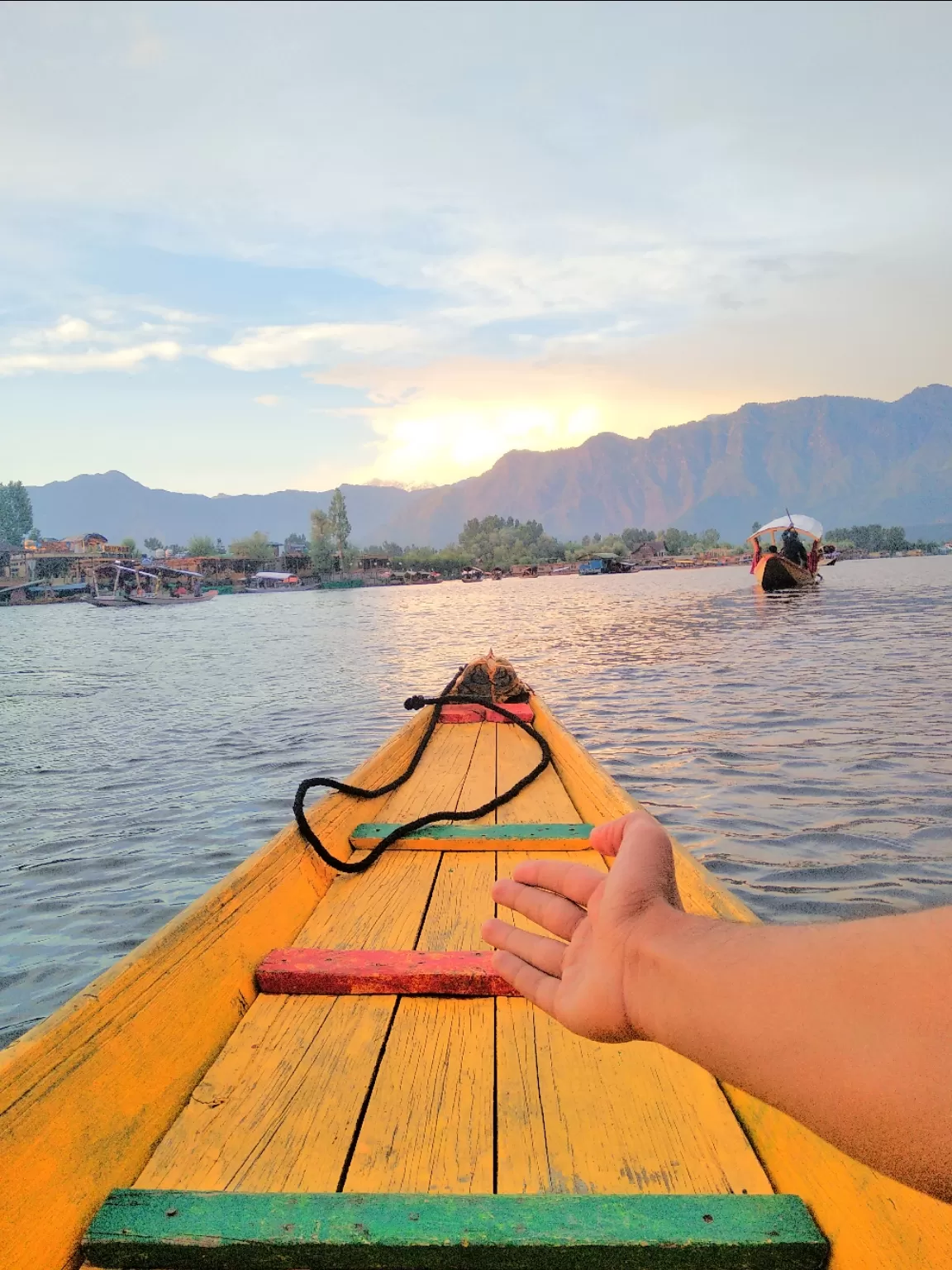 Photo of Dal Lake By Amaan Siddiqui