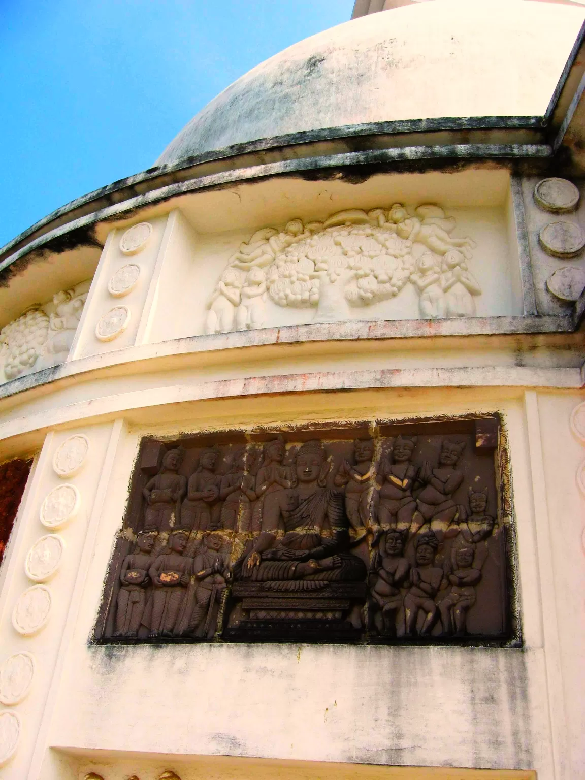 Photo of Dhauli Shanti Stupa By Mazzanilife