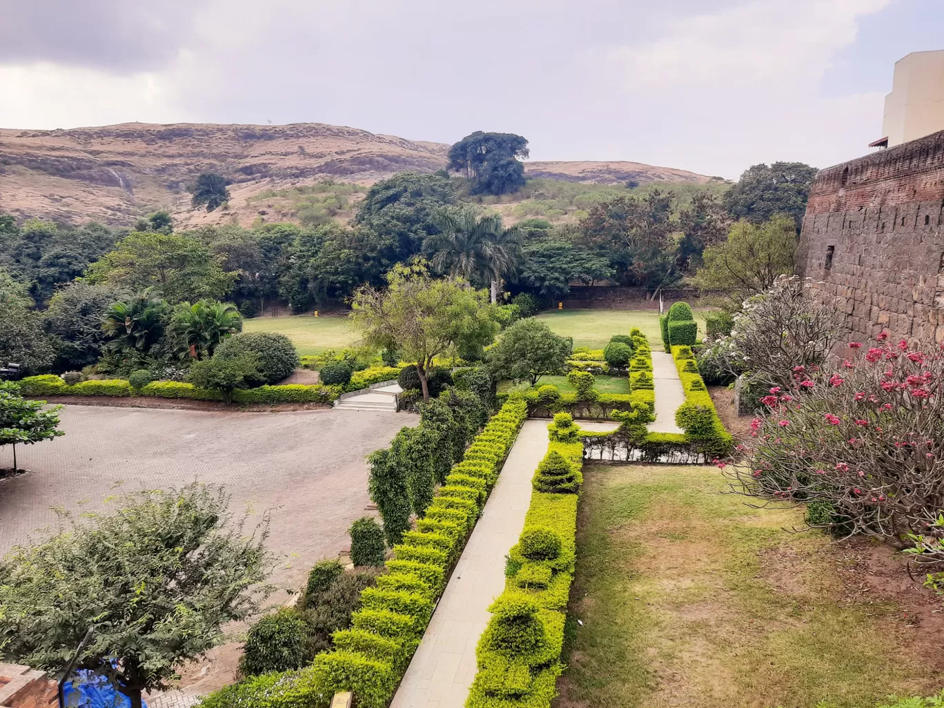 Photo of Fort JadhavGadh Road By Nikita Pandit