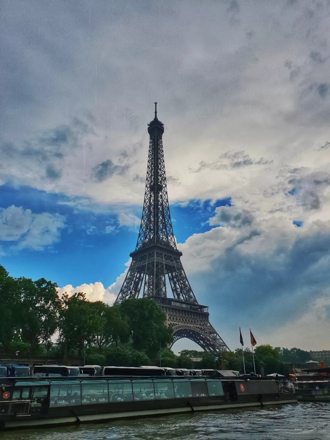 Photo of Paris By Shouvik Dasgupta