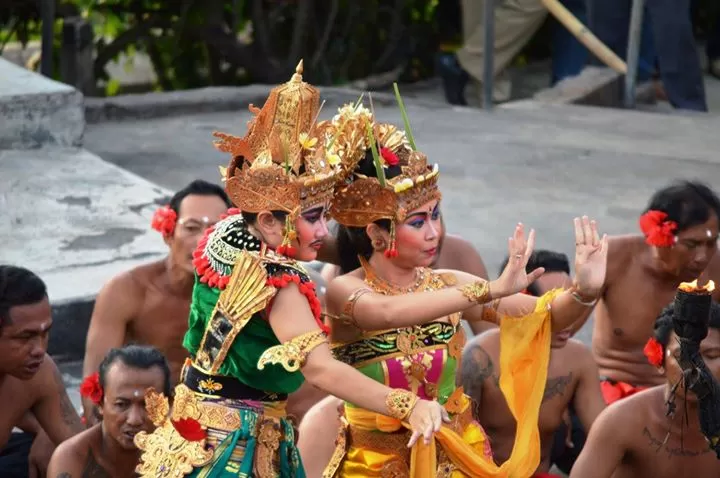 Photo of Uluwatu Temple By Arun Vasisht