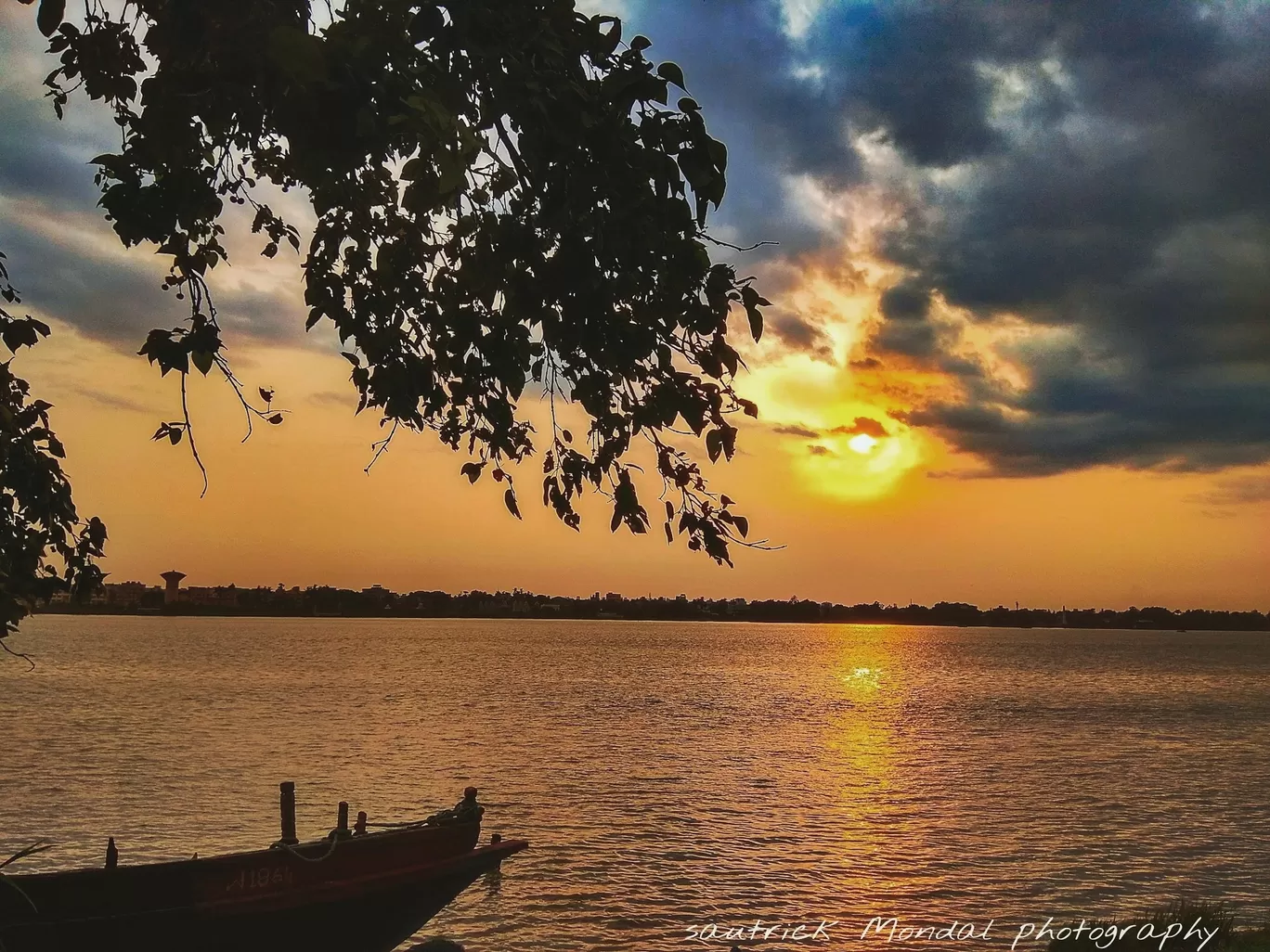 Photo of Kolkata By Sautrick Kr Mondal