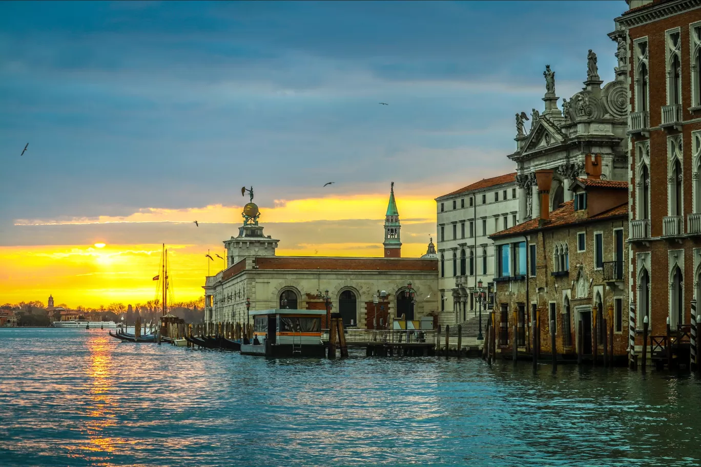 Photo of Venice By Abakash Deo