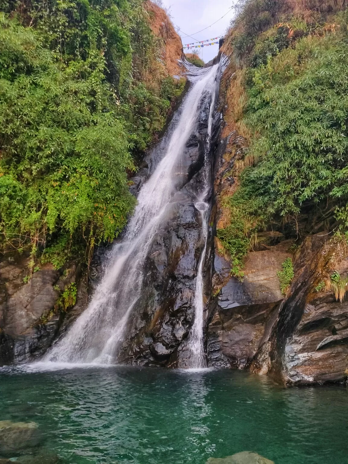Photo of Bhagsunag Waterfall By Ammy Clickz