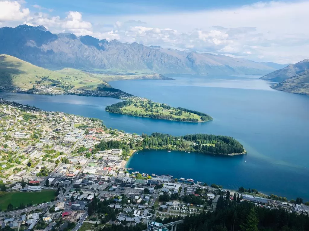 Photo of Queenstown By Tulika Todi