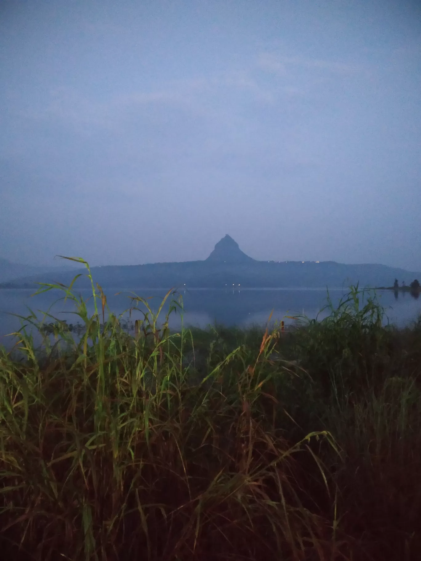 Photo of Pawna Lake By Vaishnavi Deshmukh