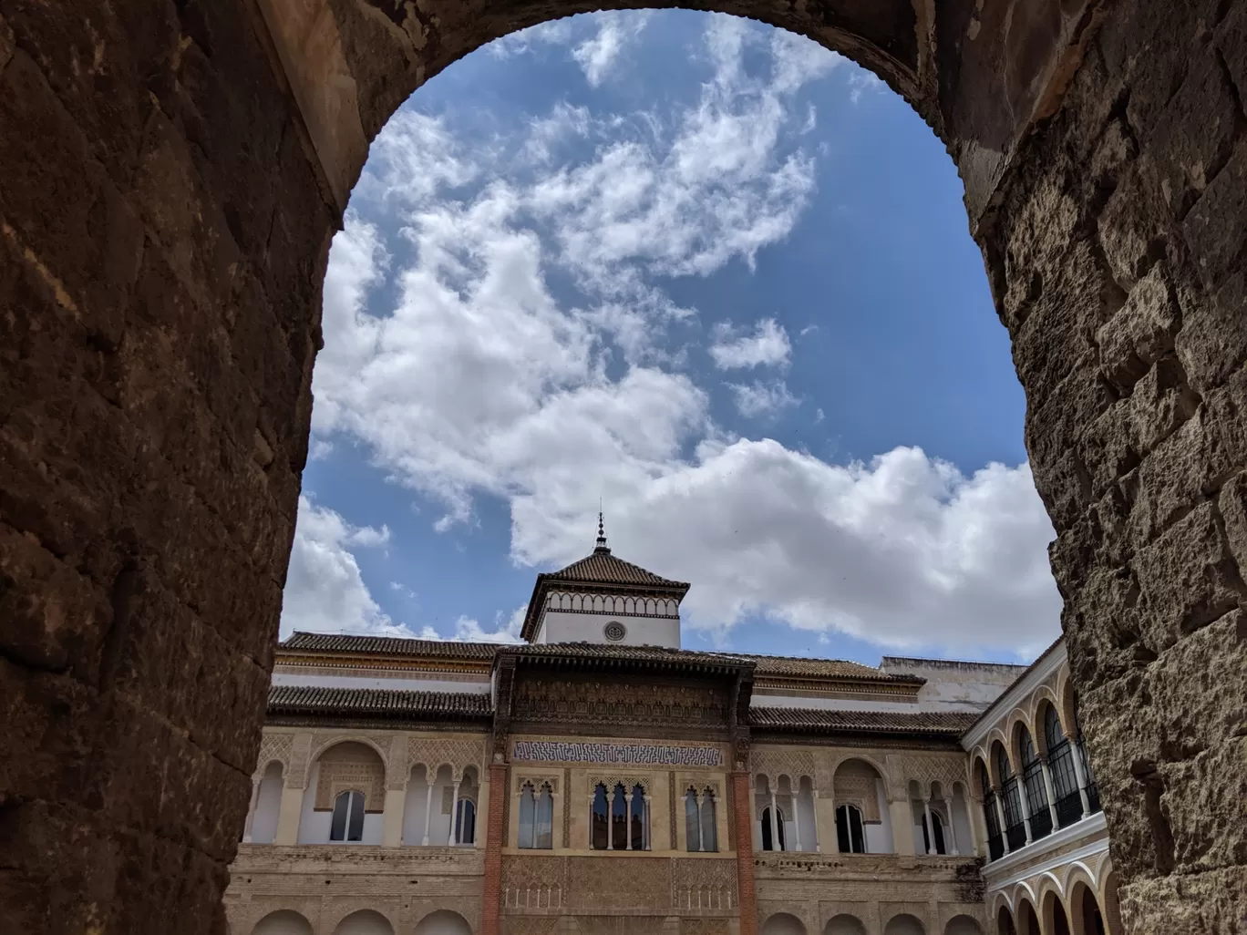 Photo of Calle González Cuadrado By art gilehri