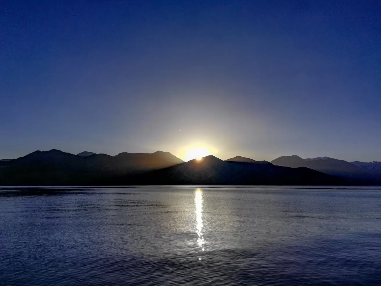 Photo of Pangong Lake By Vasu Devan M