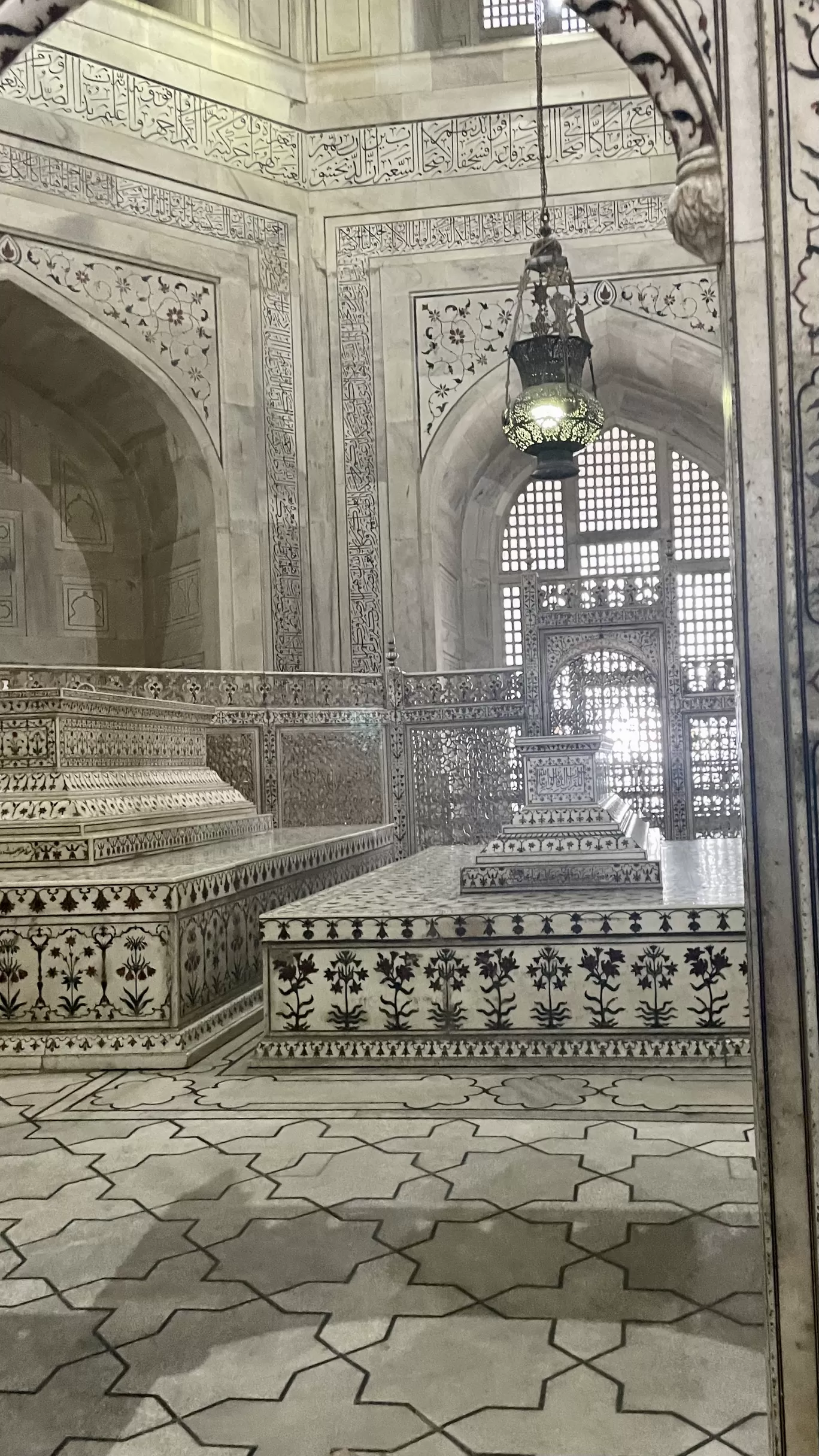Photo of Taj Mahal By Kajol Aikat