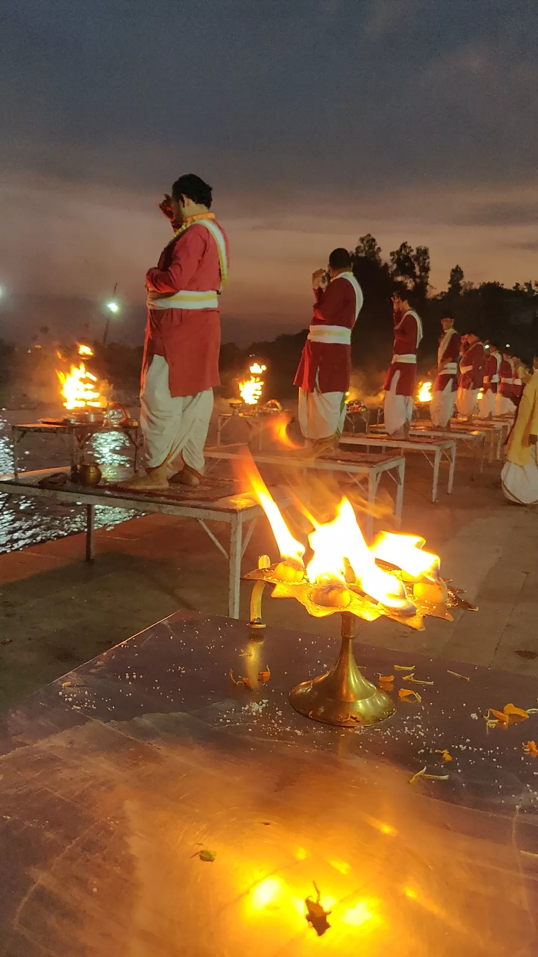 Photo of Triveni Ghat By Prajakta Tambe