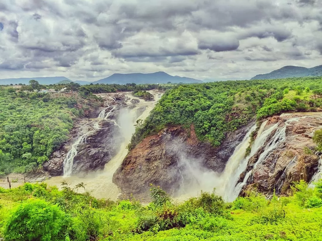 Photo of Shivanasamudra By Karthik Venkataravanappa