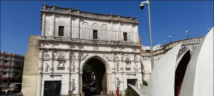 Photo of Khambhalia Gate By Dr. Yadwinder Singh 