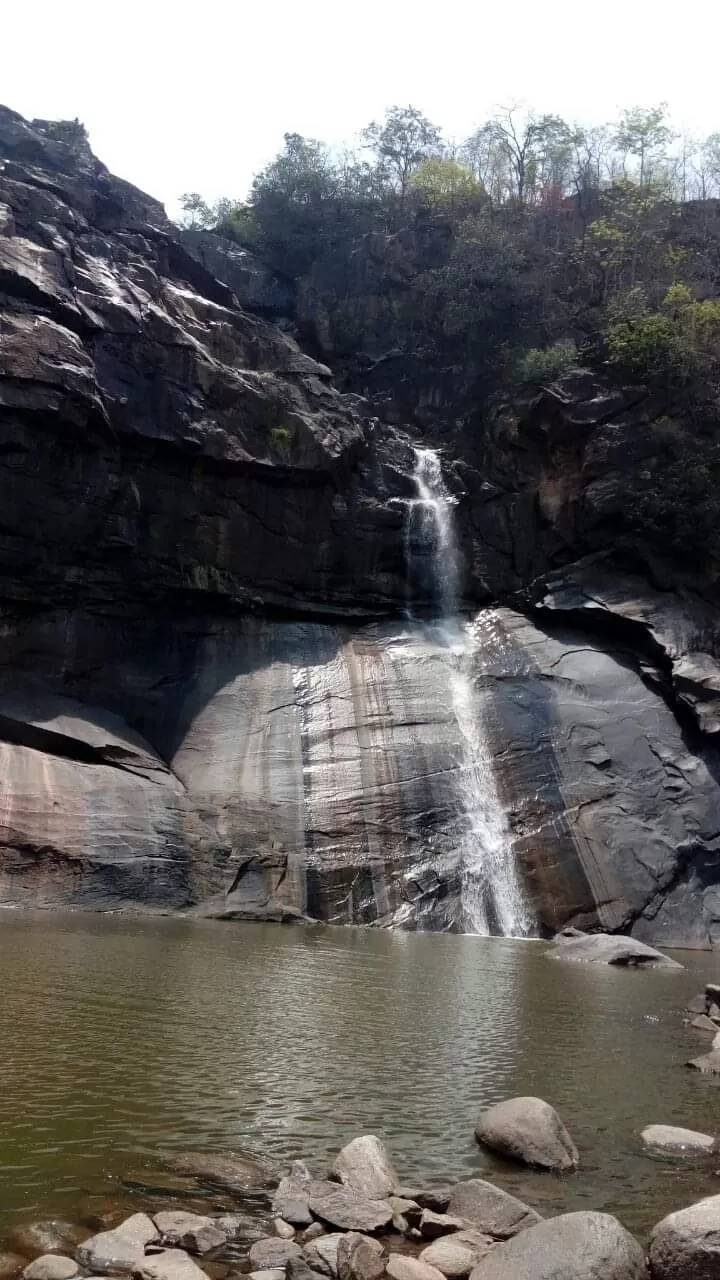 Photo of Hundru Waterfall By Dr. Yadwinder Singh 