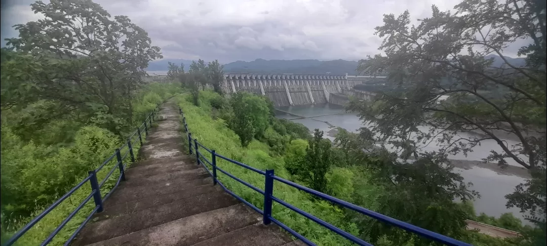 Photo of Sardar Sarovar Dam By Dr. Yadwinder Singh 