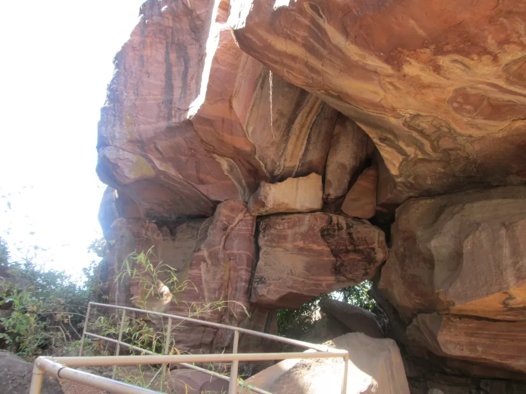 Photo of Bhimbetka rock shelters By Dr. Yadwinder Singh 