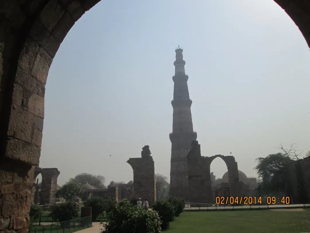 Photo of Qutub Minar By Dr. Yadwinder Singh 