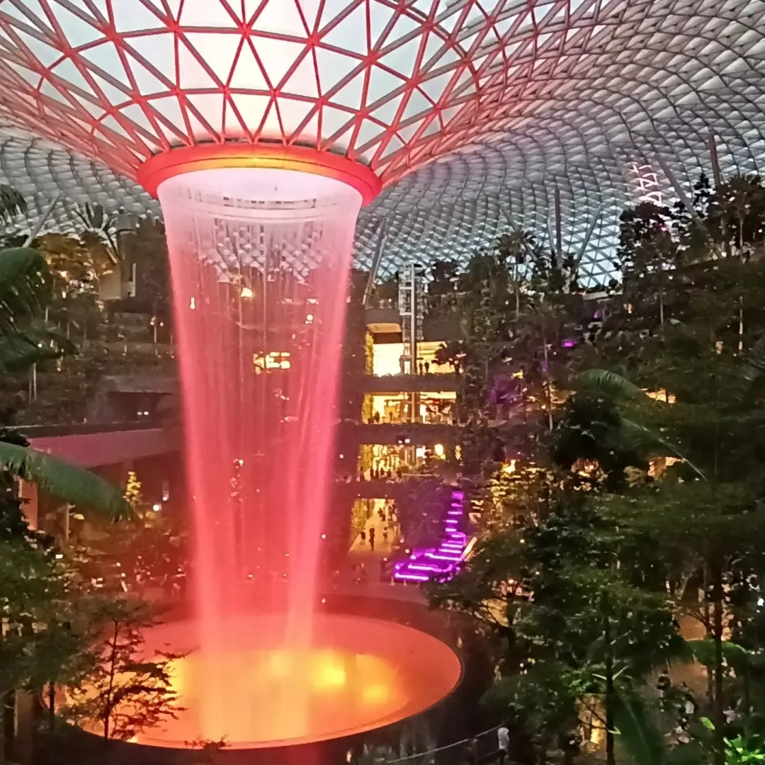 Photo of Jewel Changi Airport By Dr. Yadwinder Singh 