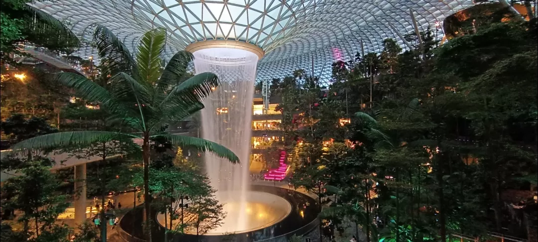 Photo of Jewel Changi Airport By Dr. Yadwinder Singh 