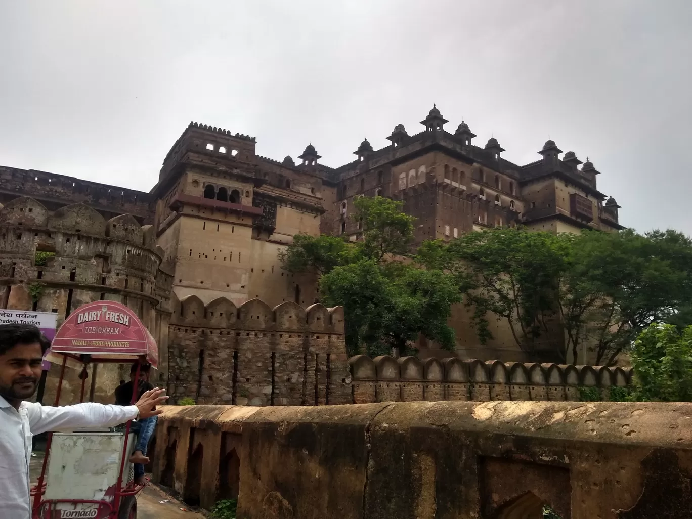 Photo of Orchha Fort By sandy words