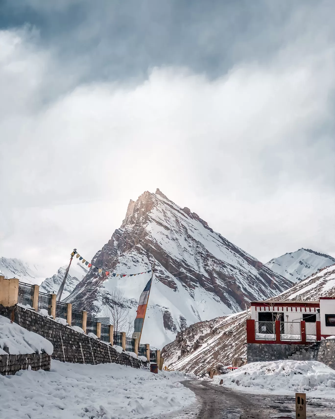 Photo of Spiti Valley By Tarun Hirapara (neerjafilms)