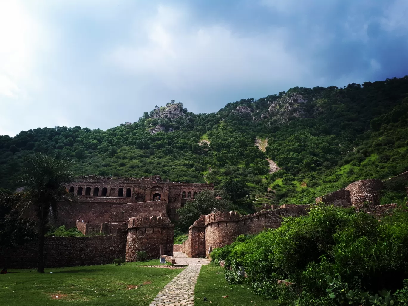 Photo of Bhangarh Fort By Preetam