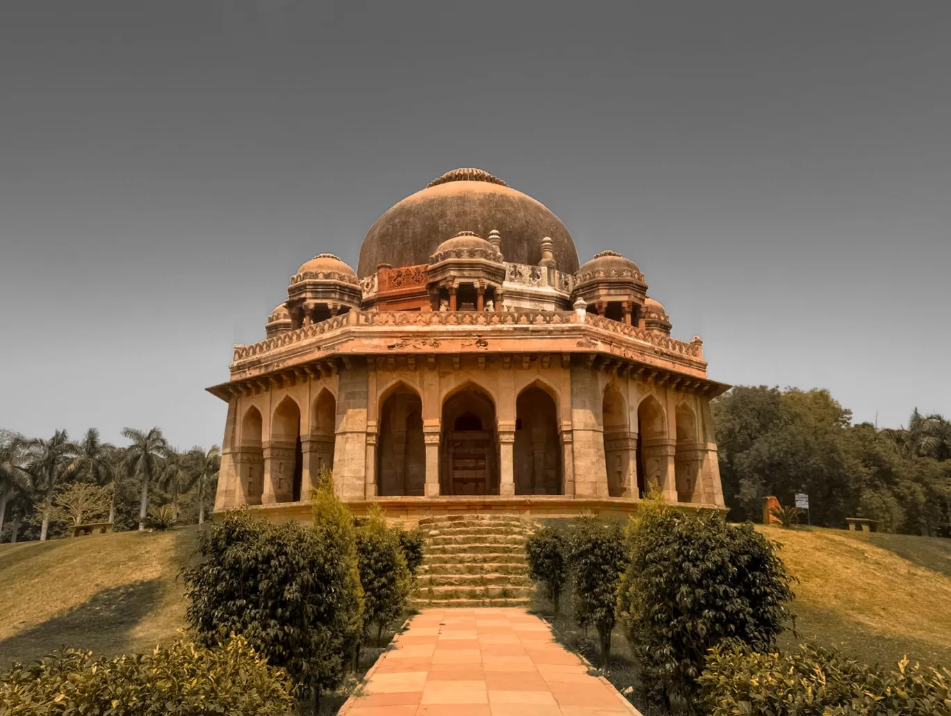 Photo of Muhammad Shah Sayyid Tomb By Biswajeet Panda