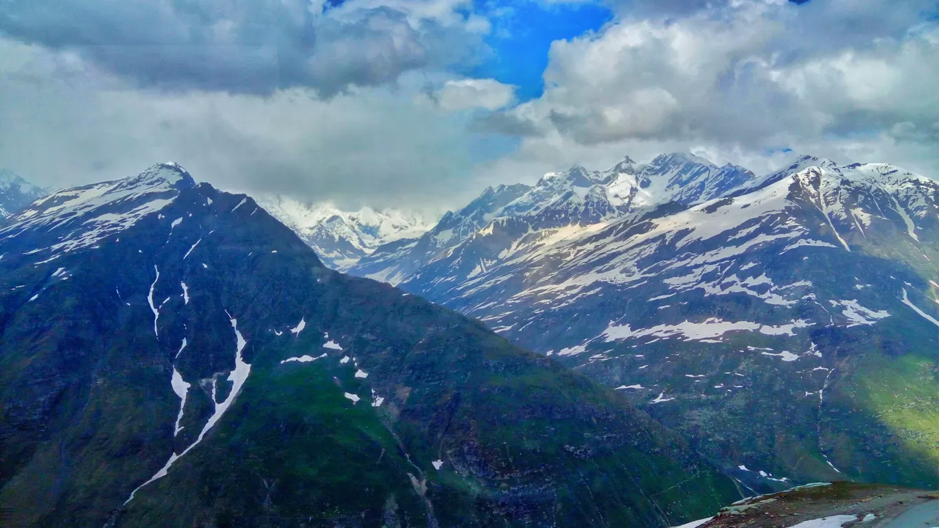 Photo of Himalayas By Kislay Singh