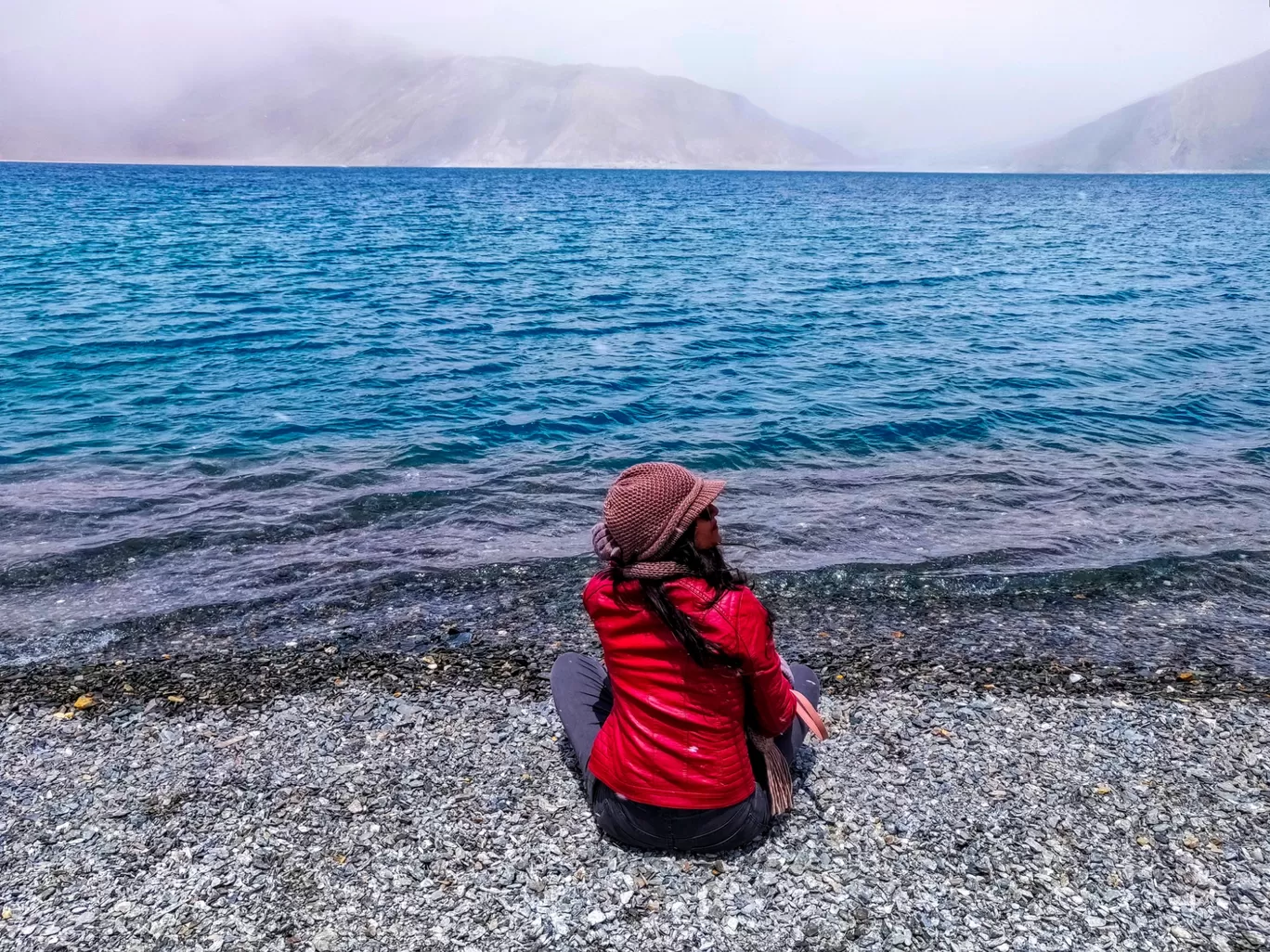 Photo of Pangong Lake By Deepa Khanolkar