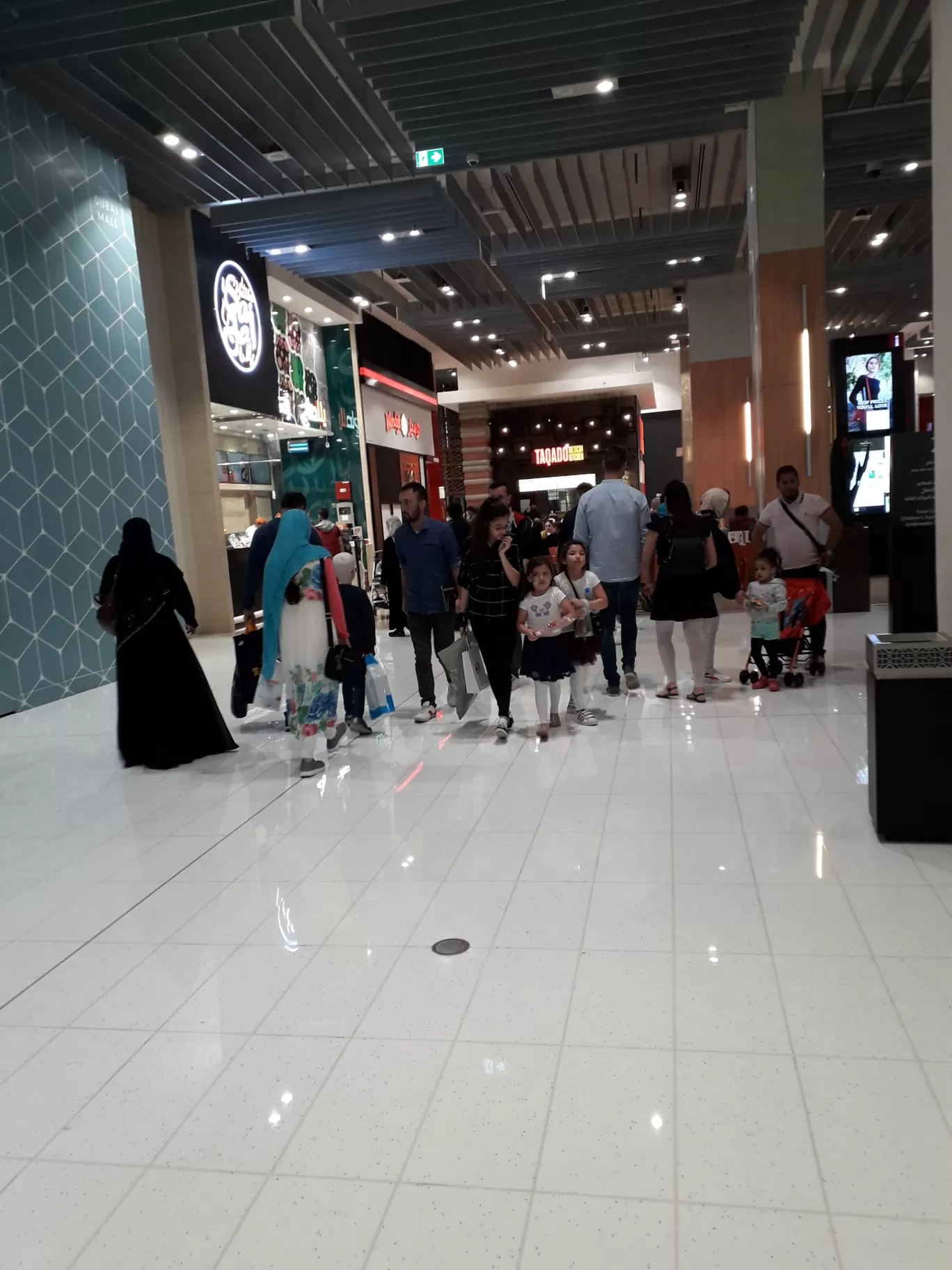 Photo of Dubai Mall - Dubai - United Arab Emirates By Mansur Vajihi