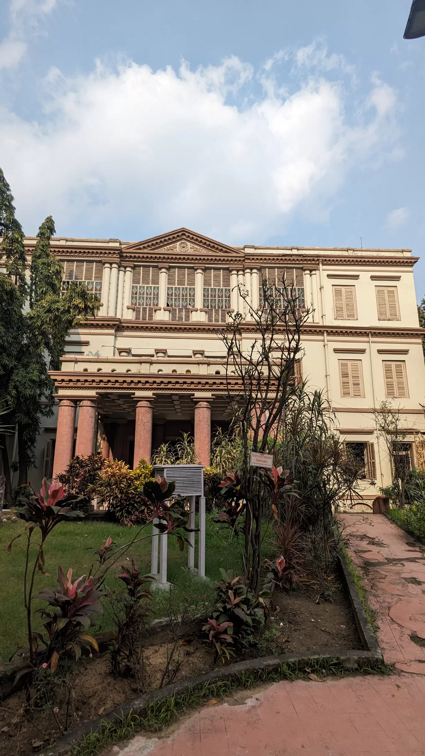 Photo of Raja Ram Mohan Roy Memorial Museum By Sinchita Sinha