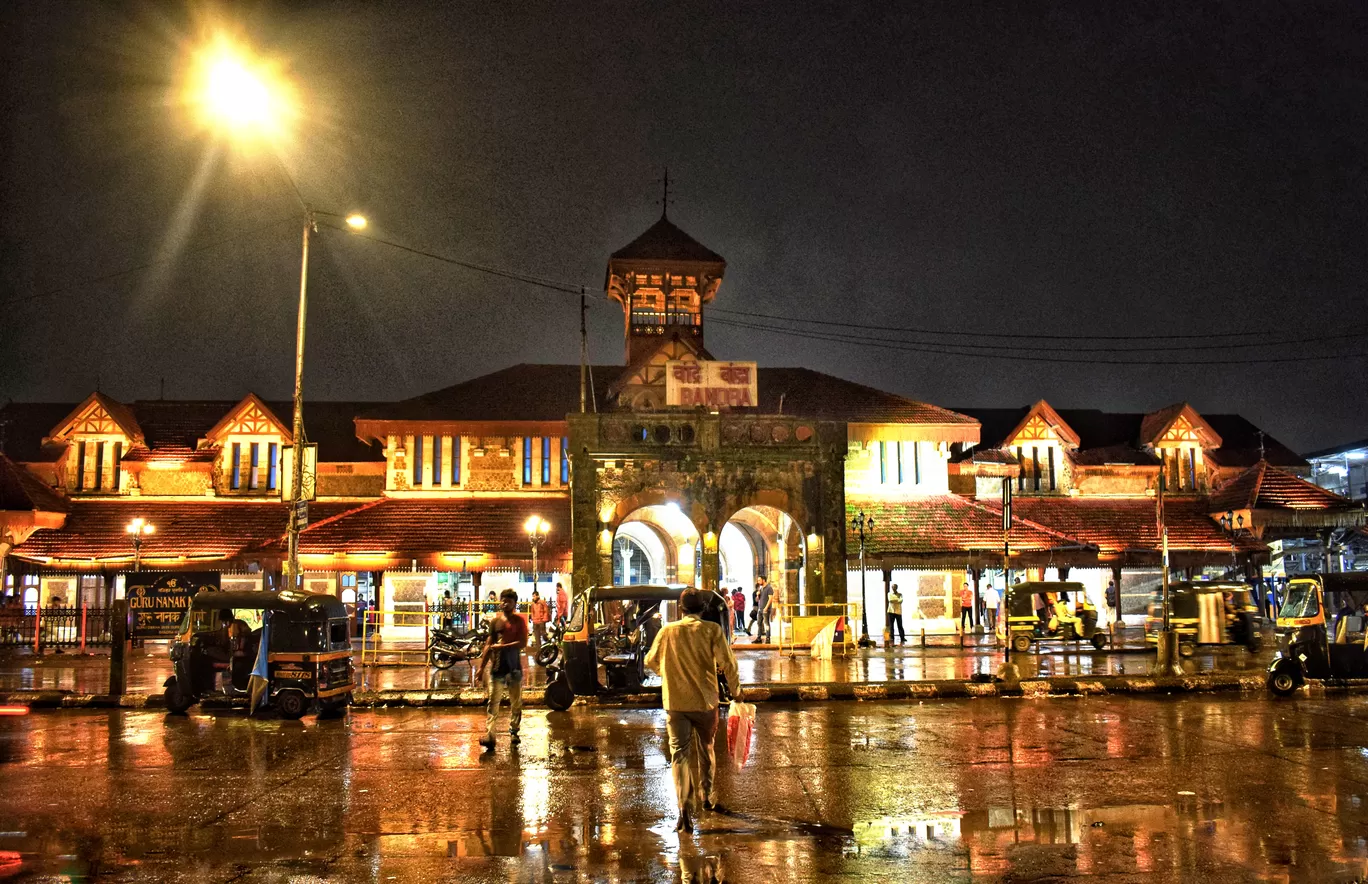 Photo of Bandra Railway Station By Charlotte Rodricks