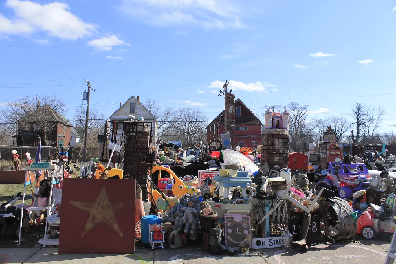Photo of The Heidelberg Project By Arijit Mullick