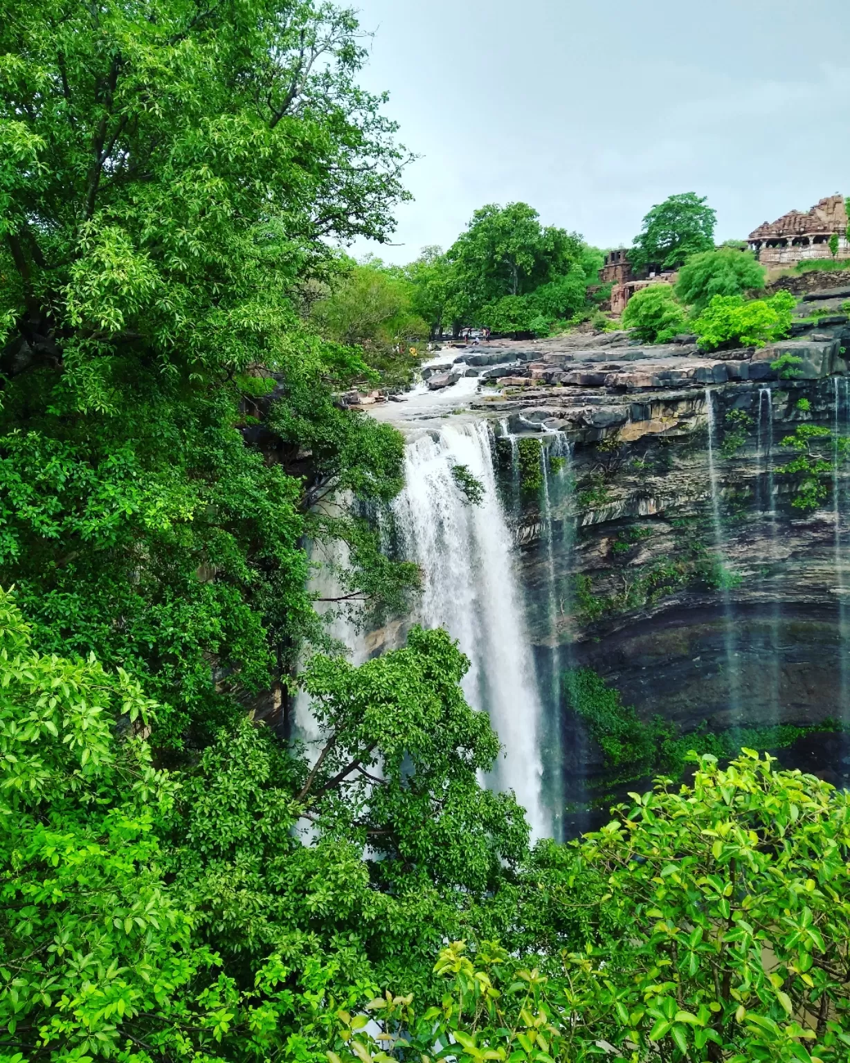 Photo of Menal Water Fall By Nikhil Vaidya